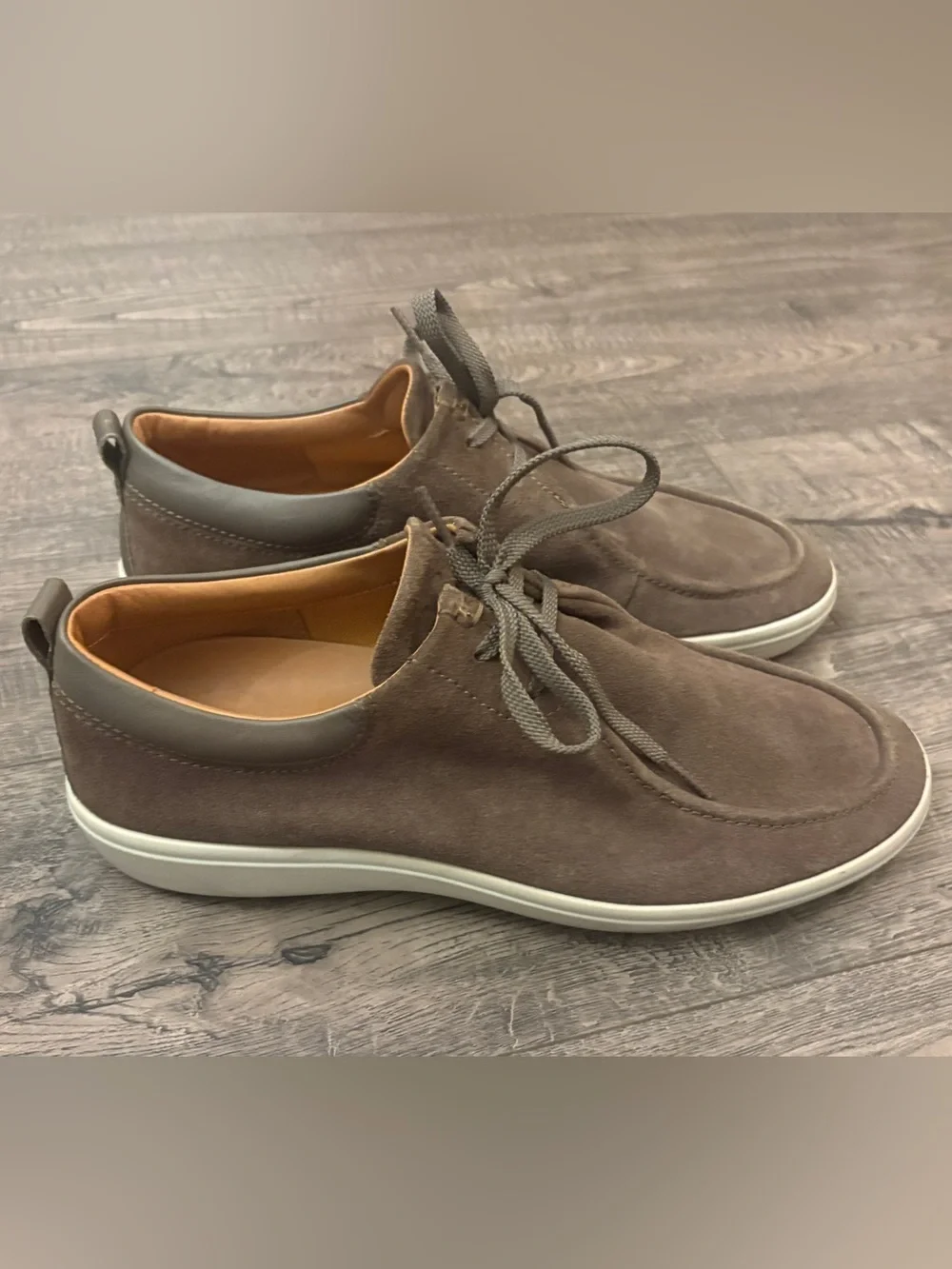 Ecco Wallaby Men's Tan Suede Lace-Up Slip-On Sneakers Sz 10